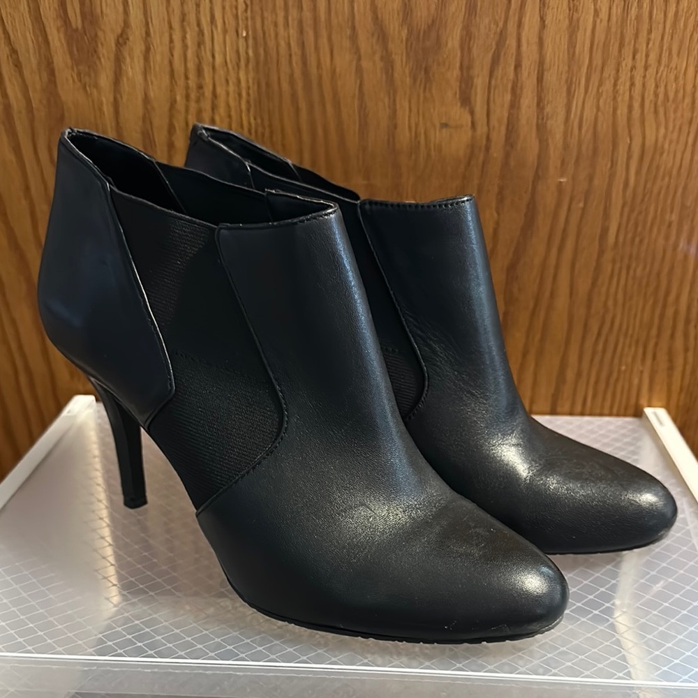 Arturo Chiang Black Ankle Booties with Stiletto Heel